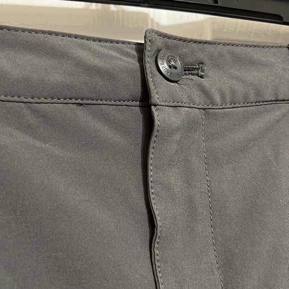 Eddie Bauer Gray Skort Size 10 - Picture 3 of 8